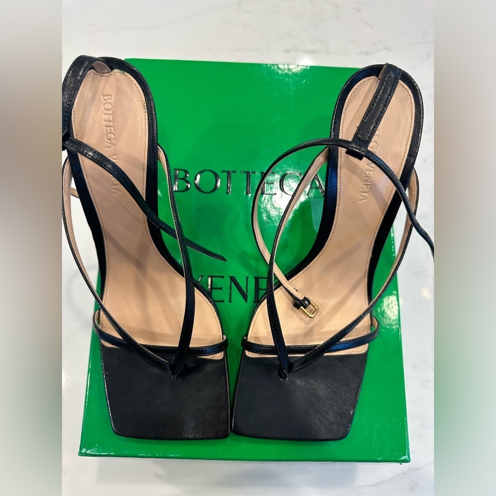 Bottega Veneta black stretch sandal 8.5 women - Picture 2 of 14